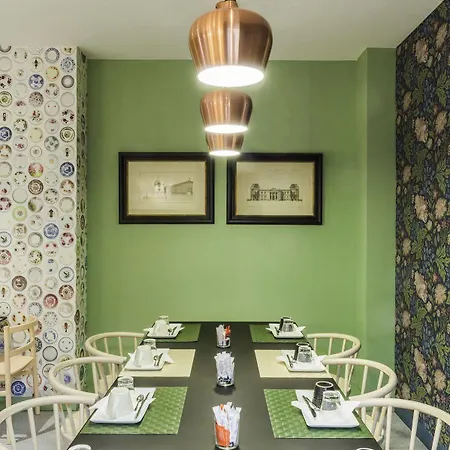 Ibis Styles Gare De L'est Tgv Hotel