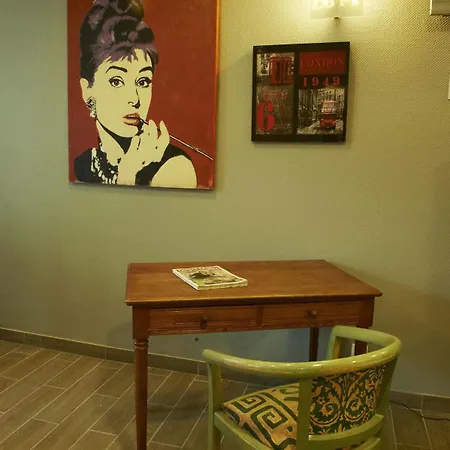 Hotel Montmartre Clignancourt *