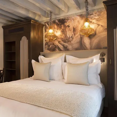 Hotel Da Vinci & 4*