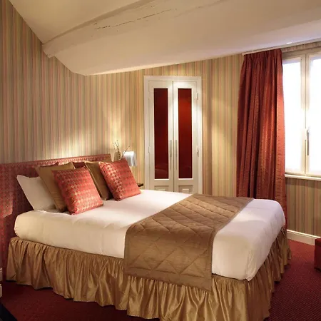 Hotell Opera Opal 4*