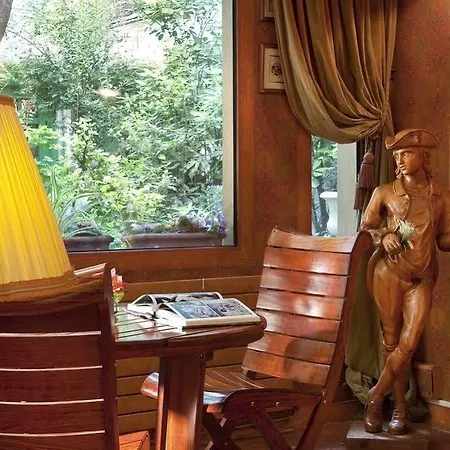 Hotel Bienvenue Paris