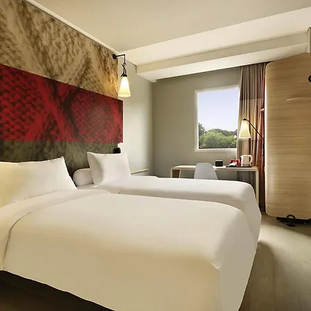 Ibis Gare Du Nord Château Landon 10ème 3* Paris