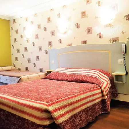 Ibis Styles Gare De L'est Magenta Hotel