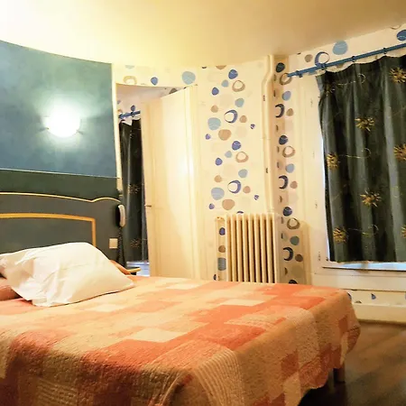 Hotel Ibis Styles Gare De L'est Magenta
