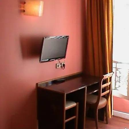 Hotel Bristol Republique