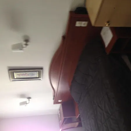 L'esperance Hotel 2*