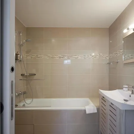 Appartement Du Louvre St Honoré
