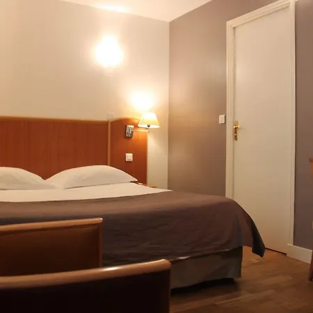 Hotel Metropolitain 3*