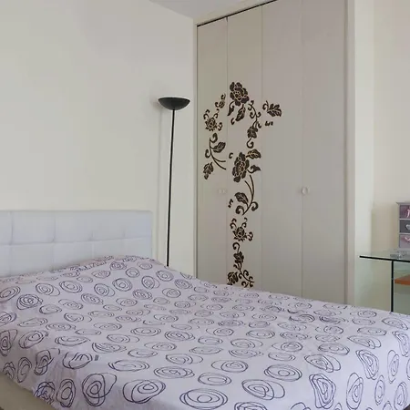 Apartment Lovely 1br - Tour Eiffel - Champs De Mars