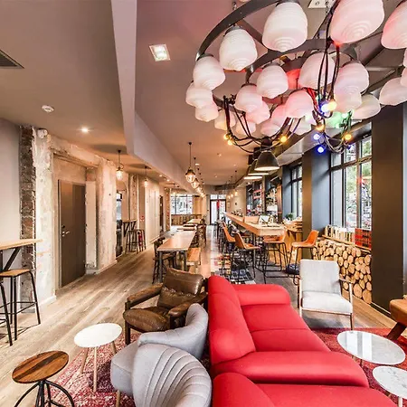 The People - Belleville Iex Les Piaulesi Auberge de jeunesse