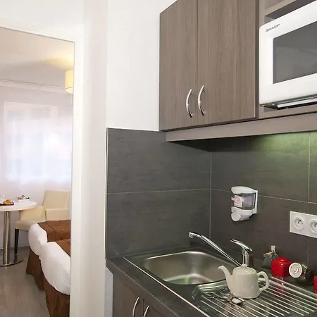 Sejours & Affaires Paris-davout Apartmanhotel 3*