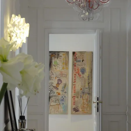 Couette-café Relais12bis By Eiffel Tower Paris