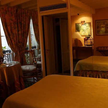 Le Relais Medicis Hotel