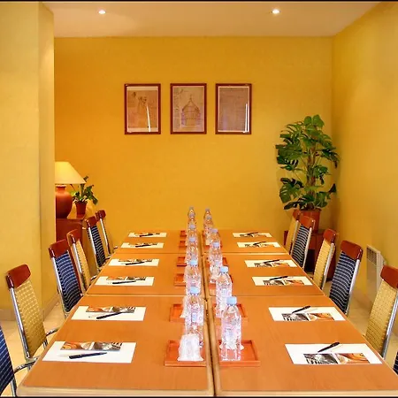 Le 209 Bercy Hotel 4*