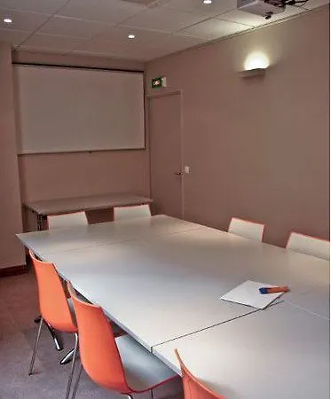 Orion Haussman Aparthotel