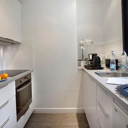 Sweet Apartment *