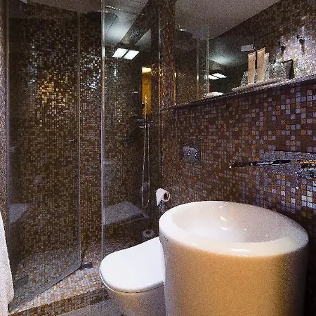 Sophie Germain Hotel 3*