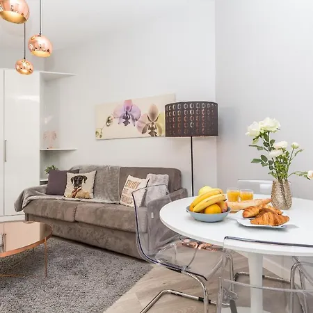 Sweet Apartment Paris