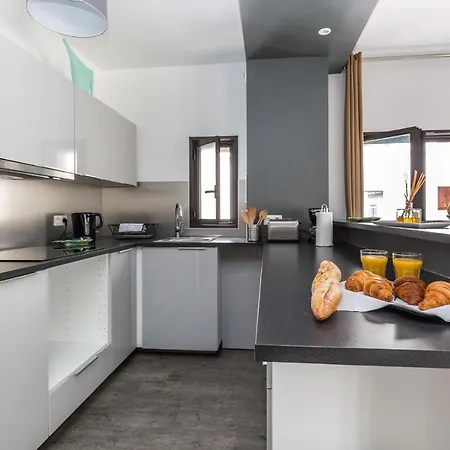 Apartment Sweet Paris
