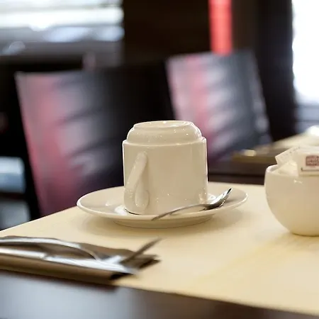 Choiseul Opera Hotell 3*