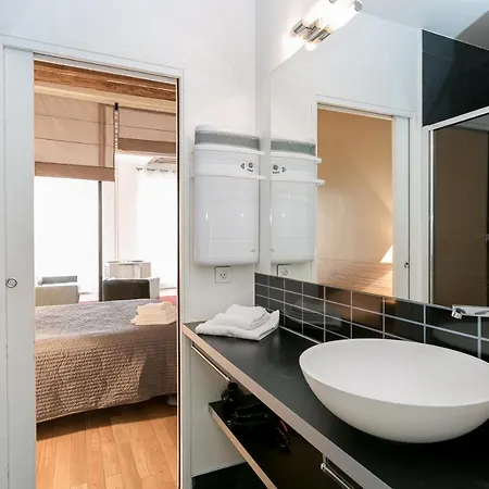 Appartement Turenne Place Sainte Catherine *