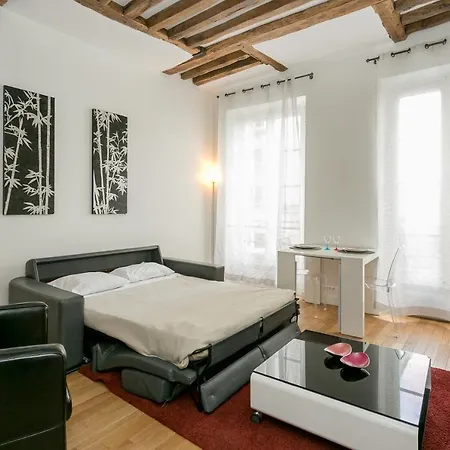 Appartement Turenne Place Sainte Catherine *