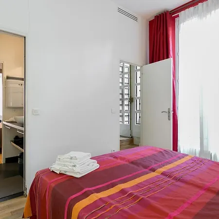 Appartement Turenne Place Sainte Catherine