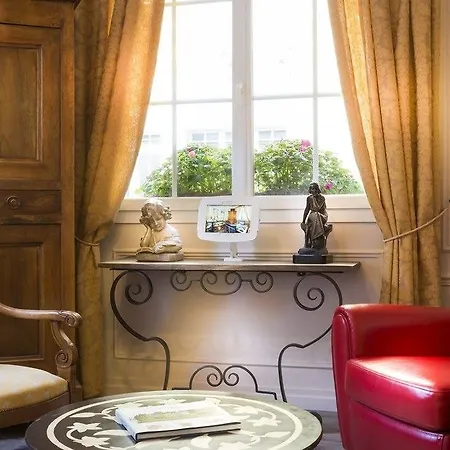 Chatillon Montparnasse Hotel 3*