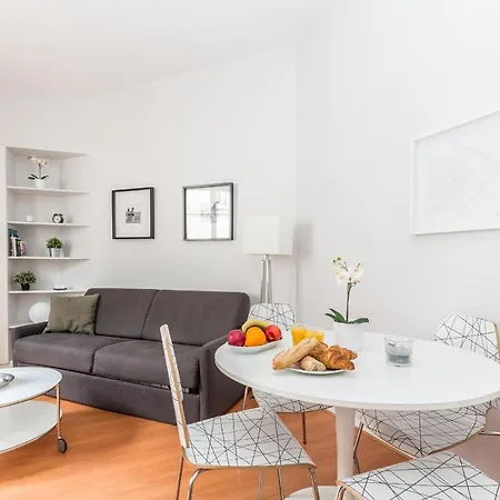Apartment Sweet Paris