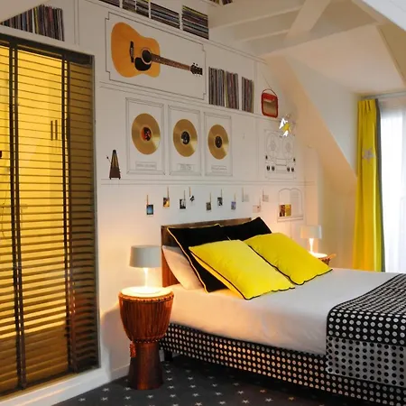 Du Triangle D'or Hotell Paris