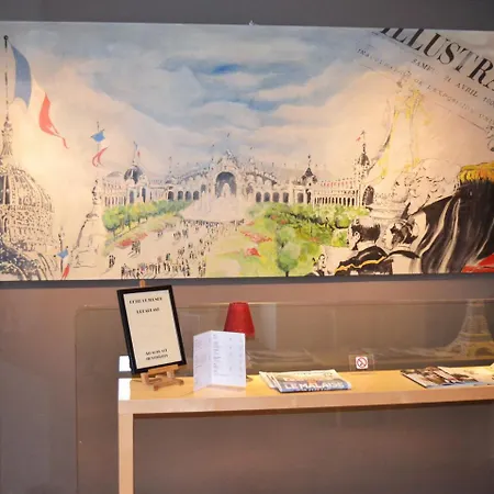 De L'exposition - Tour Eiffel Paris