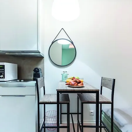 Lovely Studio - St Michel - 18 Sqm Apartment Paris