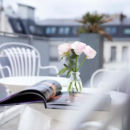 Hotel De Sers Champs Elysees 5*