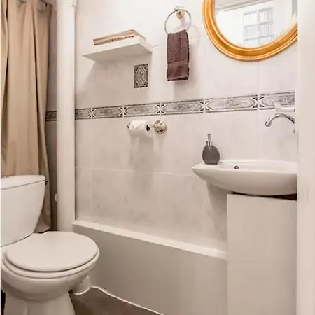 Le Jardin Du Marais Apartment *