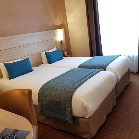 Champerret Elysees 3* Paříž