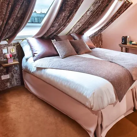 Le Temple De Jeanne Hotel 3*