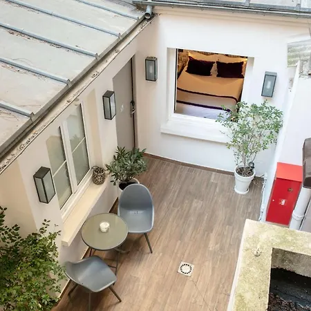 Des Nations Saint Germain Hotel
