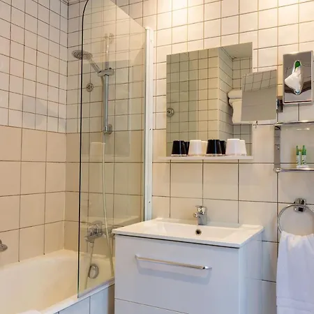 Hotel Des Nations Saint Germain Paris