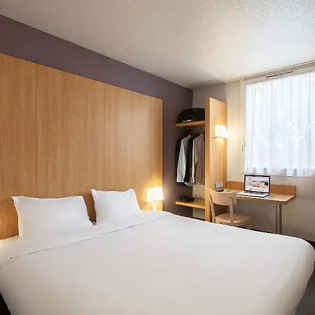 Evry 2 Hotel Lisses