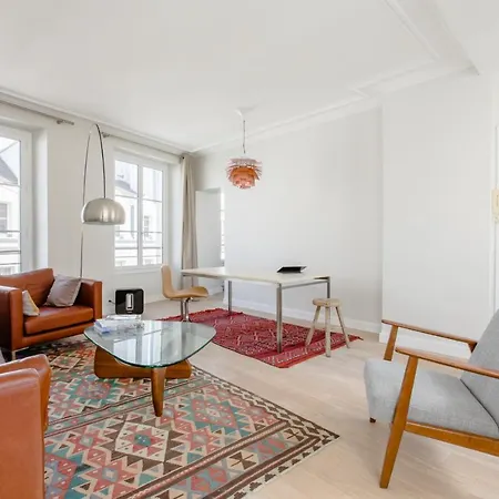 4 People Saint-germain-des-pres - Quartier Latin By Weekome *