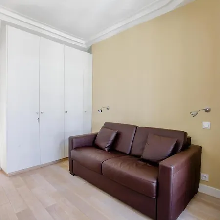 Apartment 4 People Saint-germain-des-pres - Quartier Latin By Weekome