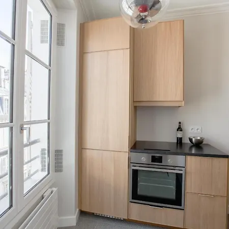 Apartment 4 People Saint-germain-des-pres - Quartier Latin By Weekome *