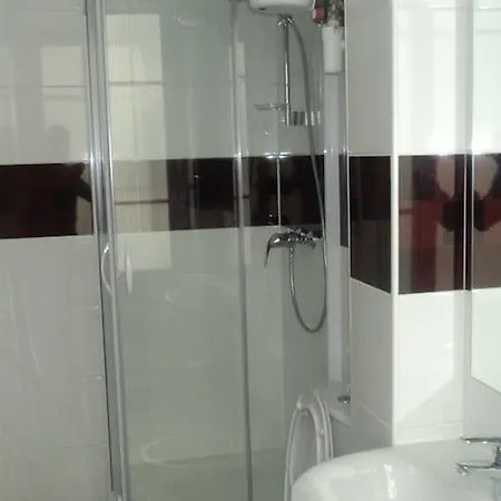 Hotel Le Daly's 2*