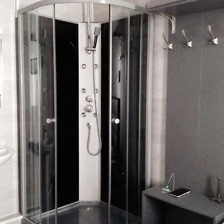 Gofen Hotel Paris