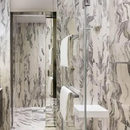 La Clef Champs-élysées By The Crest Collection 5* Paris