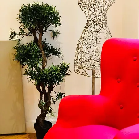 21a Marechal Foch Avenue Champs-elysees