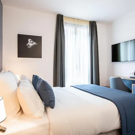 Eiffel Mademoiselle Hotel 4*