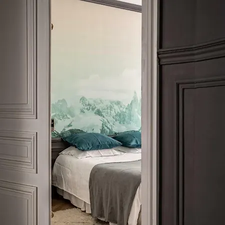 Avenue Pierre 1er De Serbie - Apartamento París