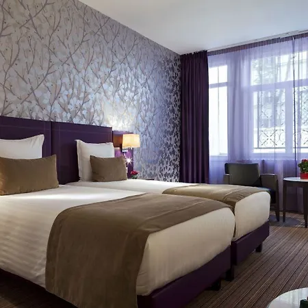 Timhotel Opéra Blanche Fontaine Paris