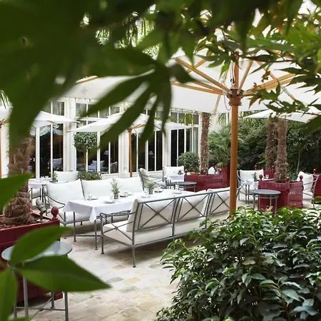 Hotel La Reserve & Paris